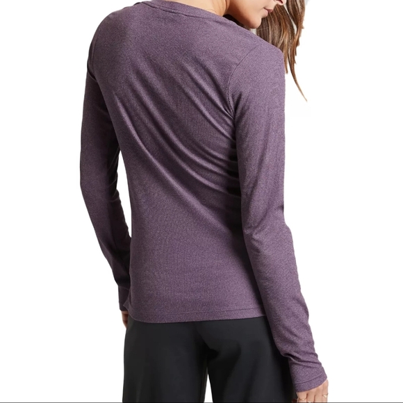 ATHLETA Uptempo Ribbed Vneck Stretchy Long Sleeve Purple Henley Top Extra Small - Picture 7 of 9
